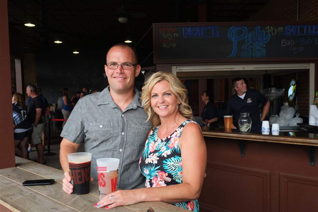 SOC-societyhensXX-Lestock