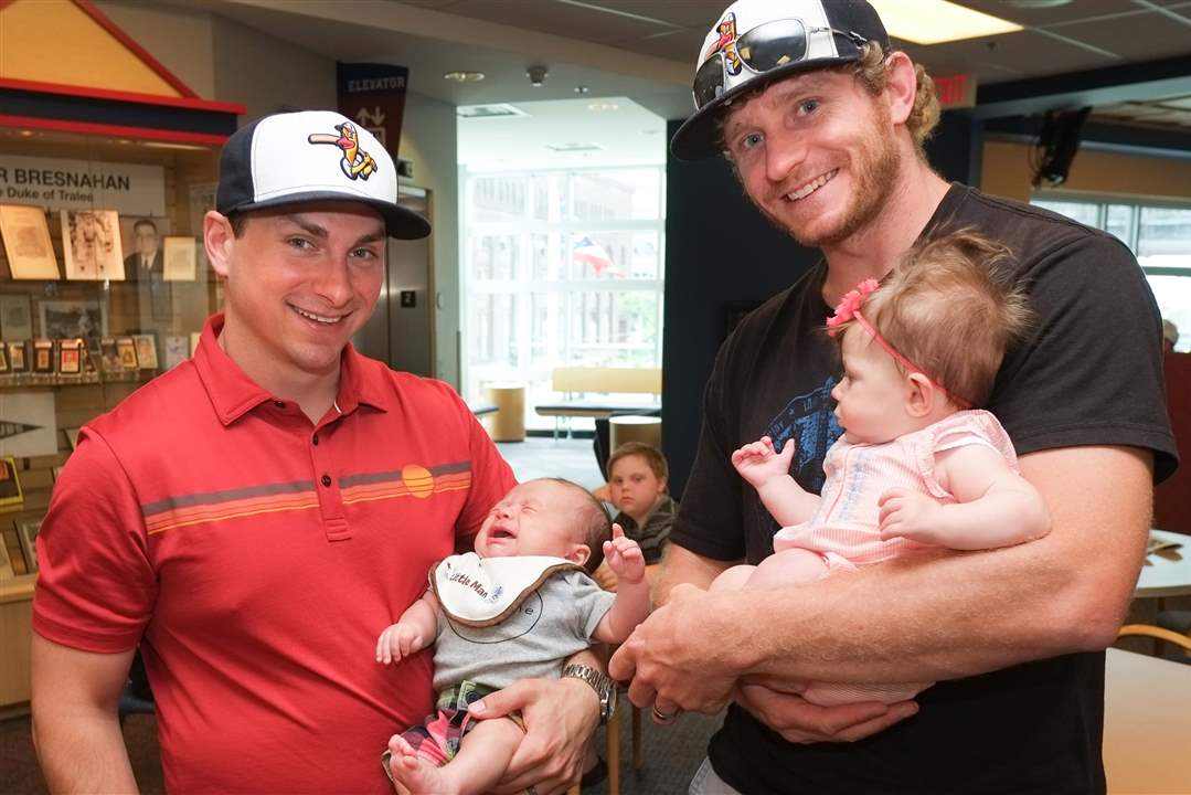 SOC-societyhensXX-baby-Walleye