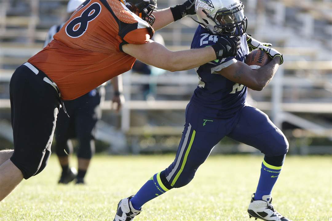 SPT-thunderfootball-3