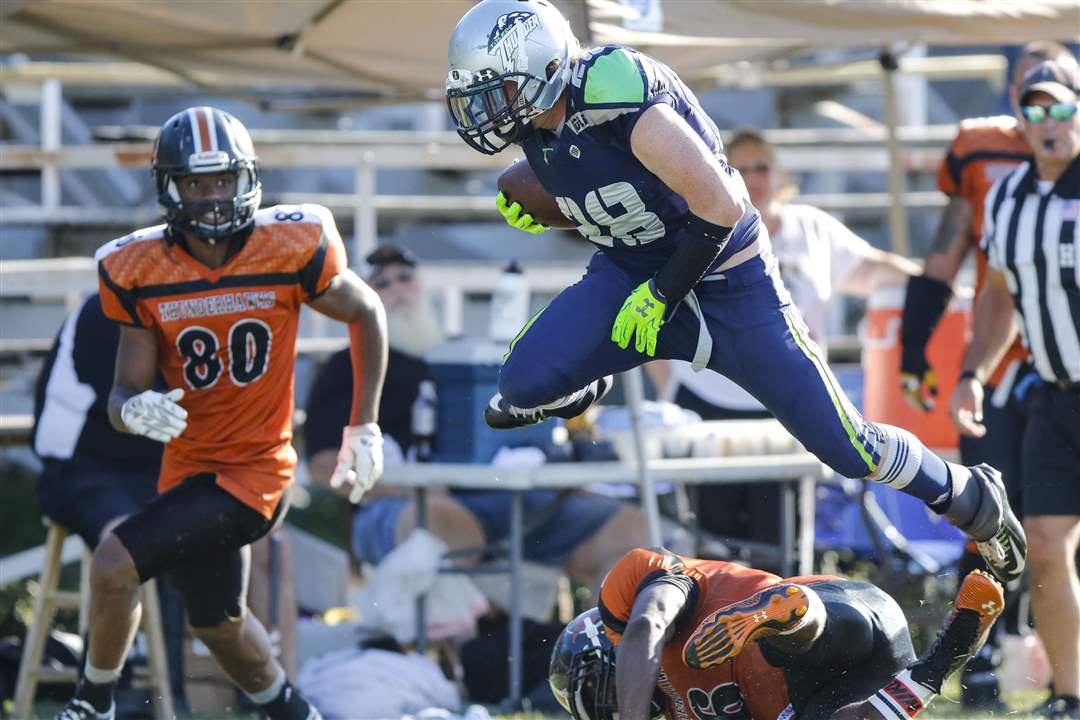 SPT-thunderfootball-9