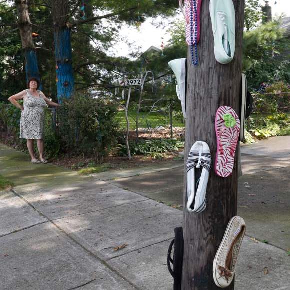 FEA-wiarmarcia17p-shoe-pole