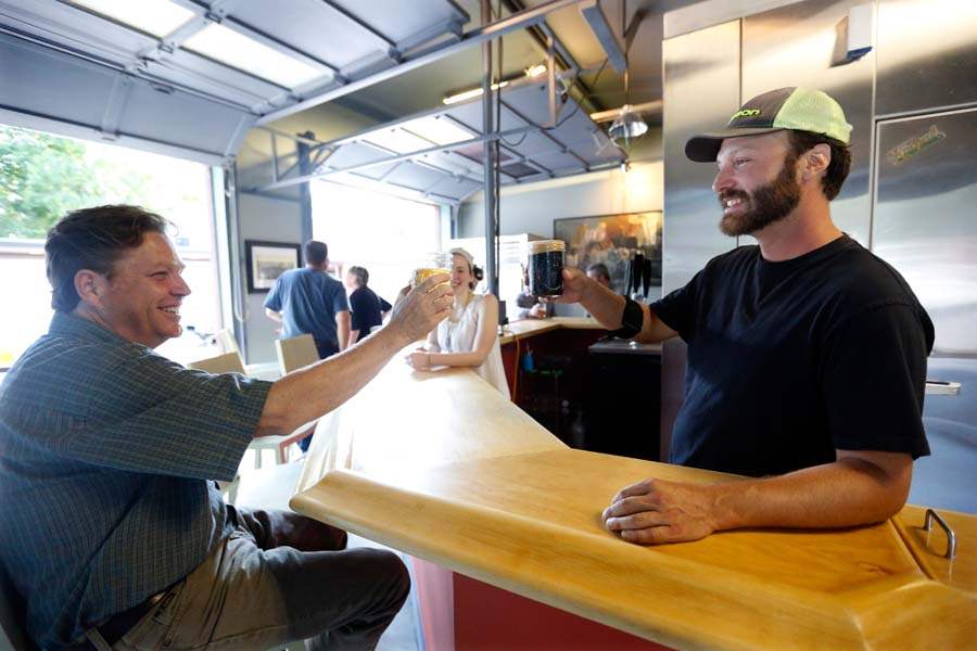 FEA-BEERWORKS27P-kelly-wicks-justin-marx