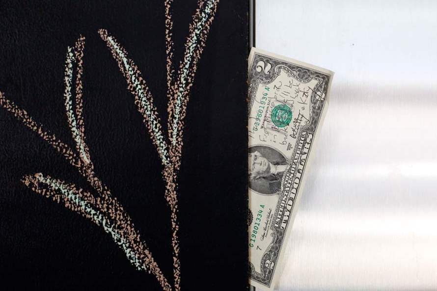 FEA-BEERWORKS27P-lucky-bill