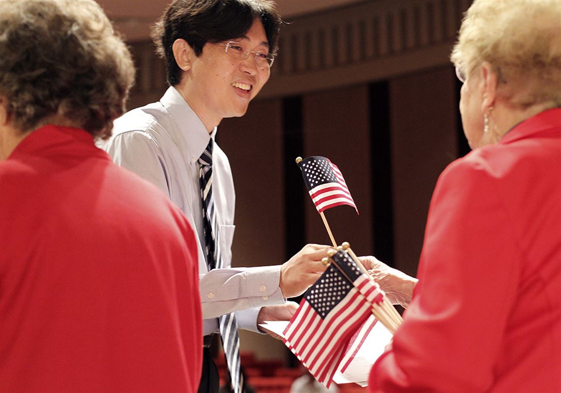 New citizens find a lot to love | The Blade