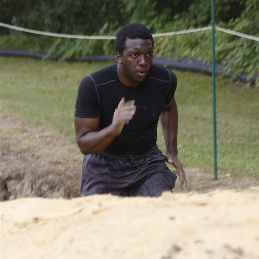 Mud Dog Challenge The Blade