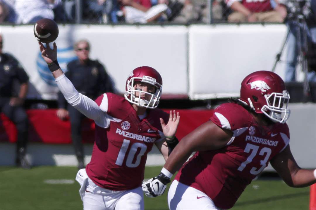 Toledo-Arkansas-Football-6