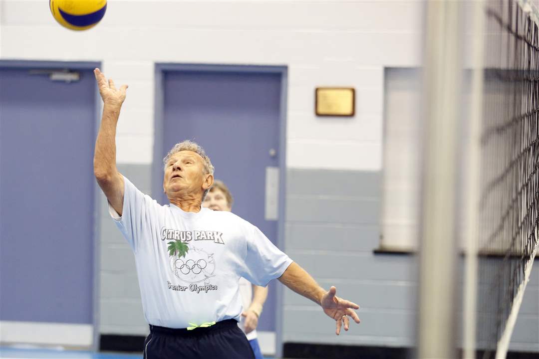 ROV-seniorvolleyballRay-Bihn-from-Toledo-h