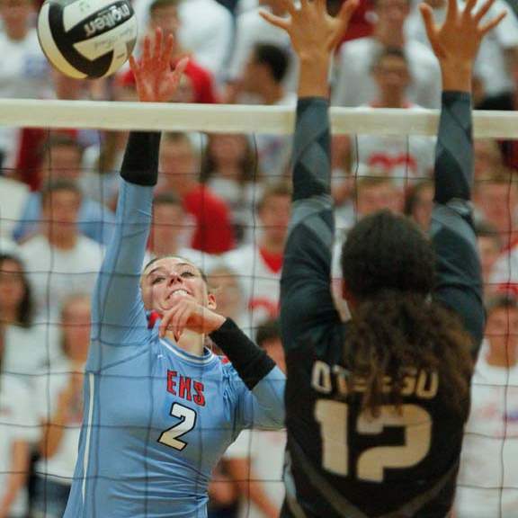 SPT-eastwoodvball17-decker-vs-richardson