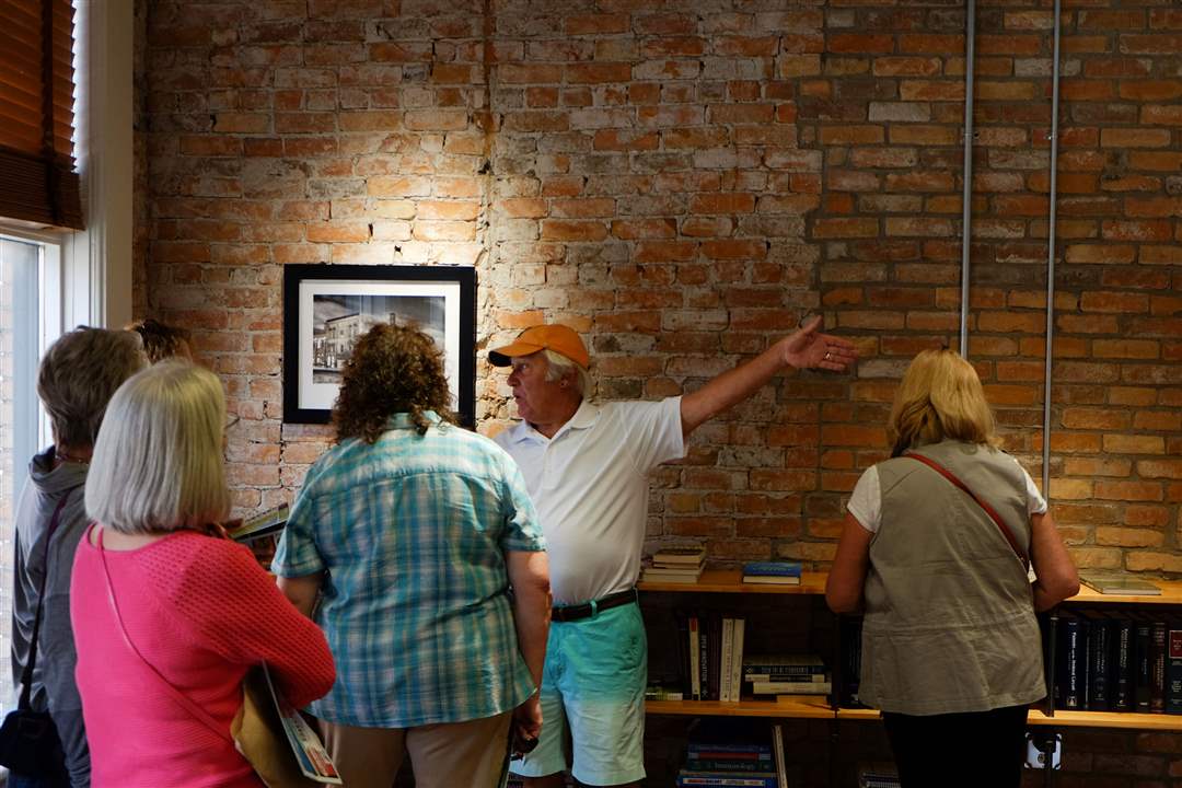 7b9578a8-f58e-4609-84cc-1a787c034bef