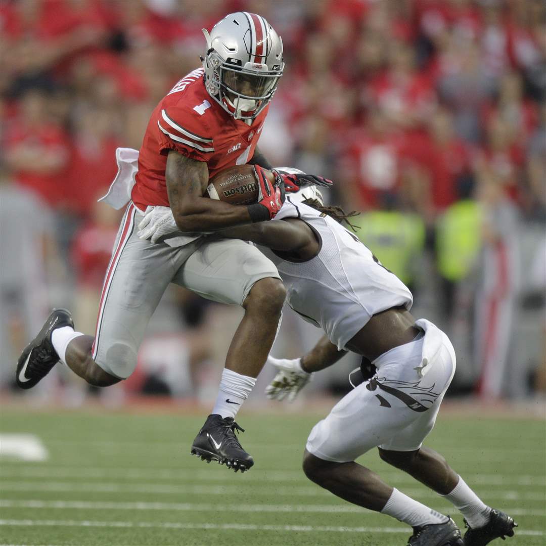 W-Michigan-Ohio-St-Football-10