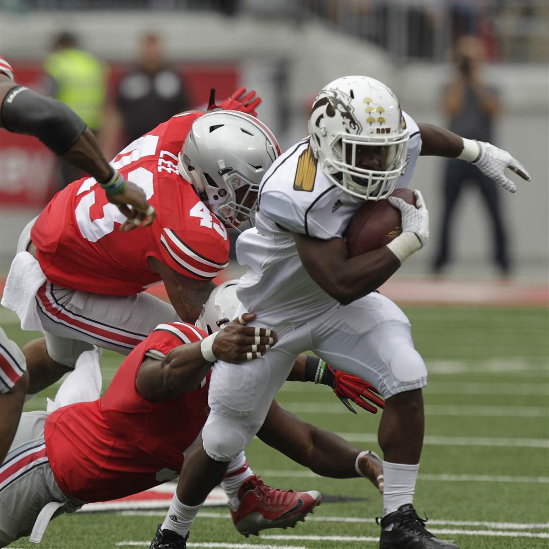 W-Michigan-Ohio-St-Football-4