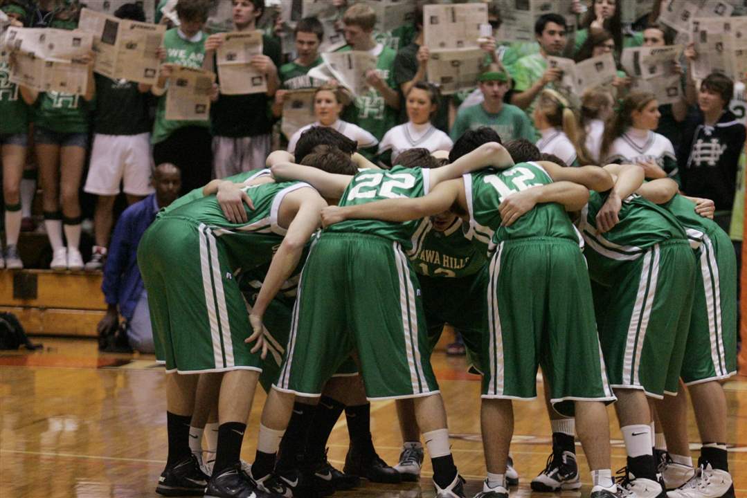 IN PICTURES Ottawa Hills Rolls On The Blade