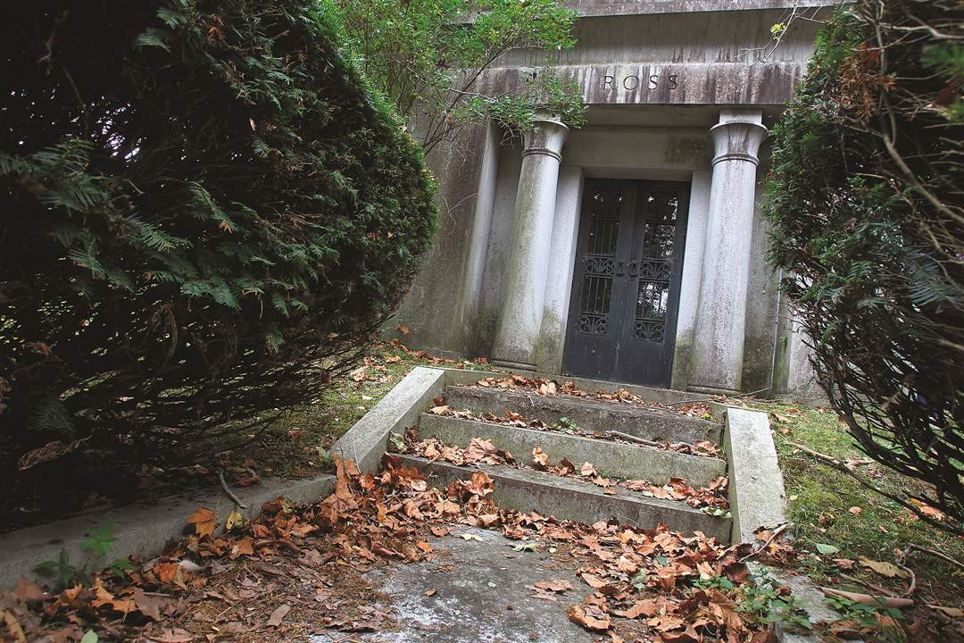 Grave18-7