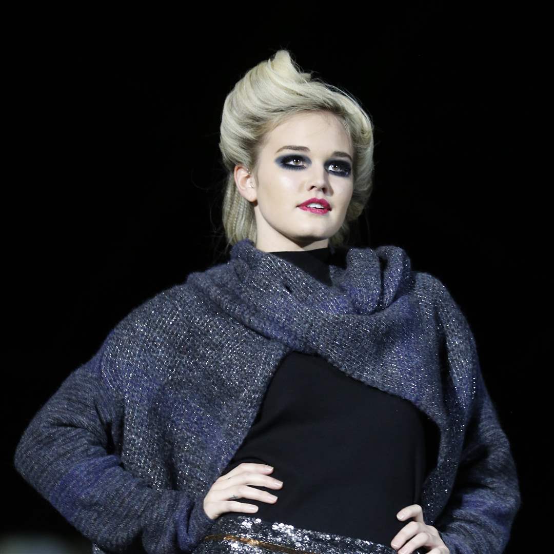 SOC-pncrocks09p-vivian-kate-model