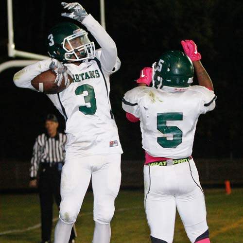 SPT-bowsherfg22-butler-celebrate-with-metamoros