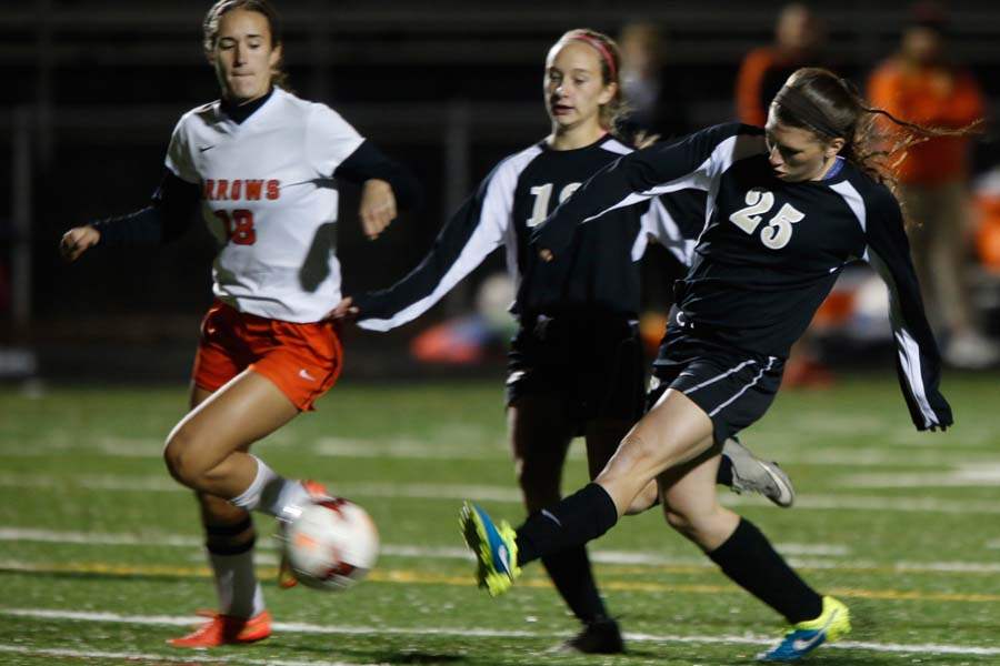 SPT-Pburggirlssoccer29p-pbrg-demarco