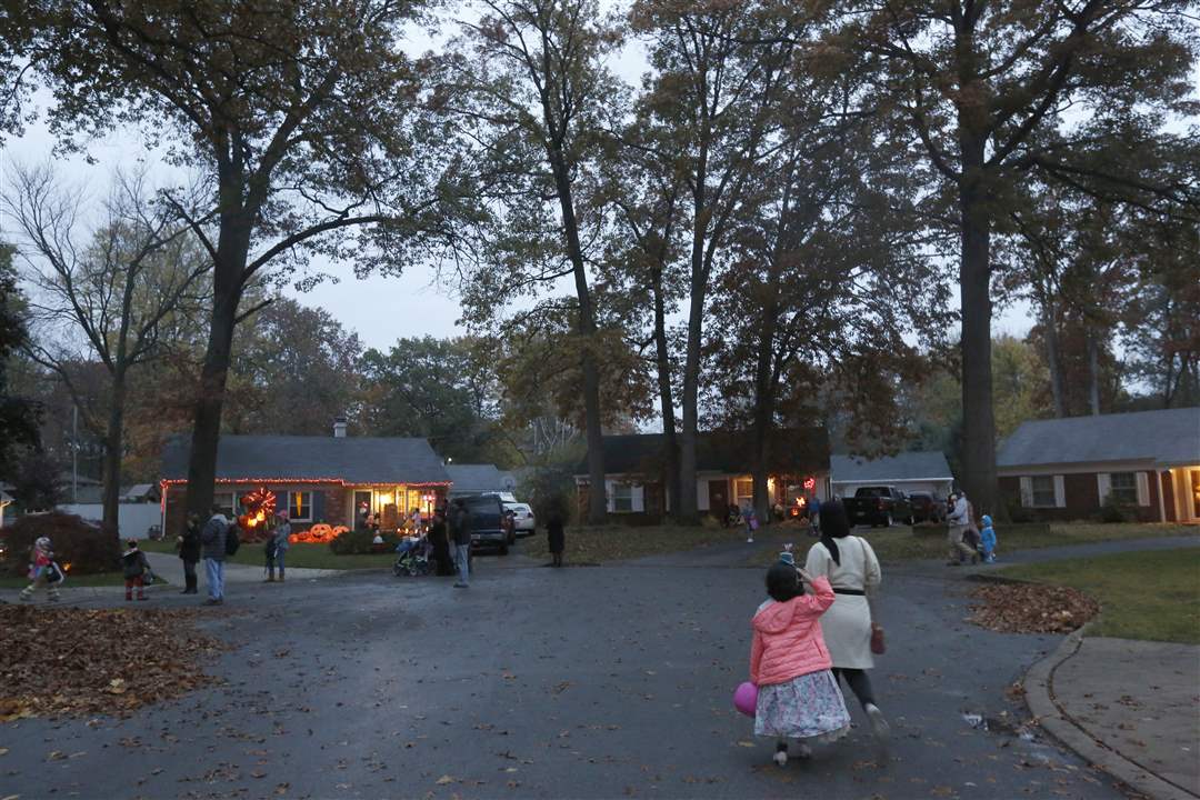 Sylvania trick or treat 2015 The Blade