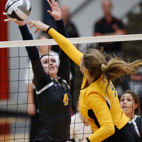 SPT-TChristianVolley6p-tc-paul-vs-monroville-leitz