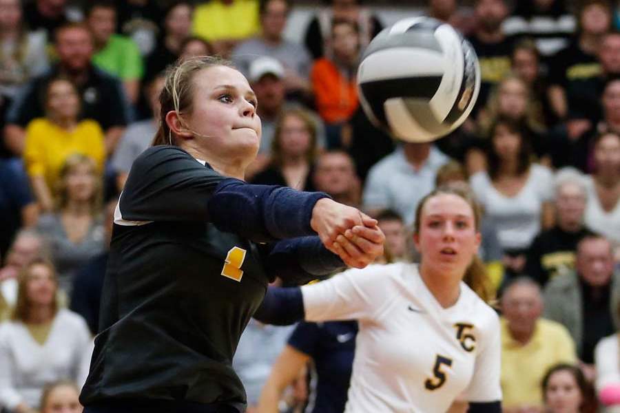 SPT-TChristianVolley6p-tc-korn-return