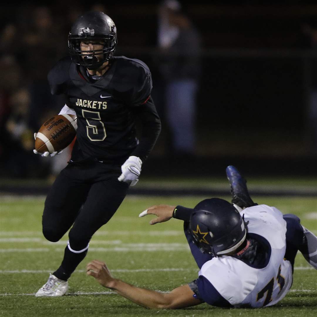 SPT-Perrysburgfball07p-Lenz-run