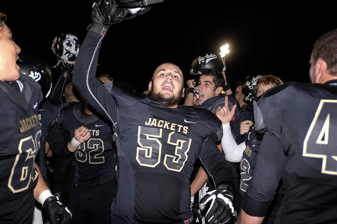 SPT-Perrysburgfball07p-Stacy-celebrates