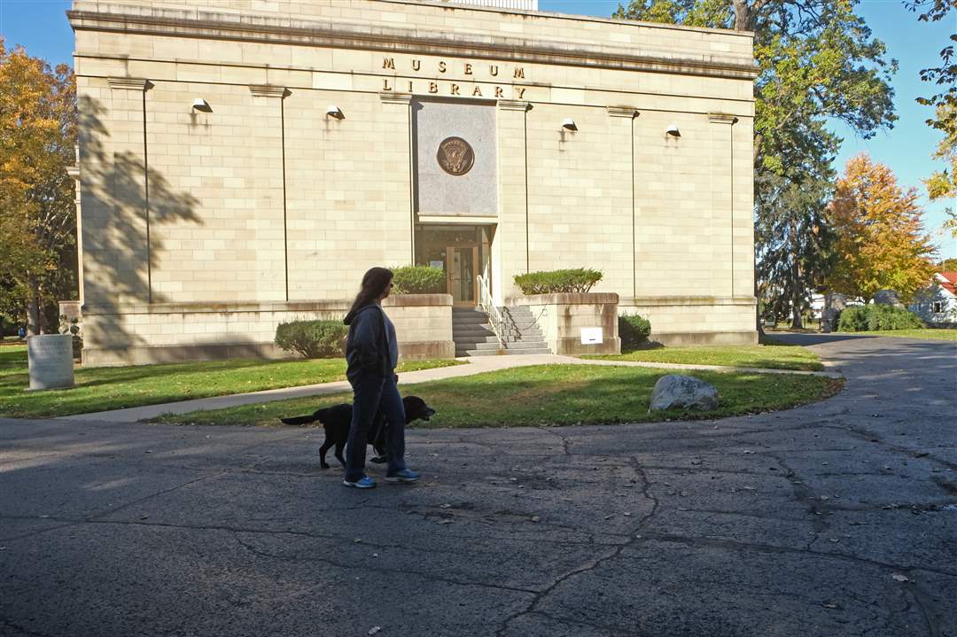 5d28b440-4243-4a90-b9a4-73f4b1987594