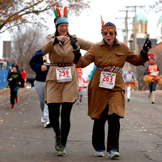 CTY-TURKEYCHASE26p-lori-fenton-and-marica-ames