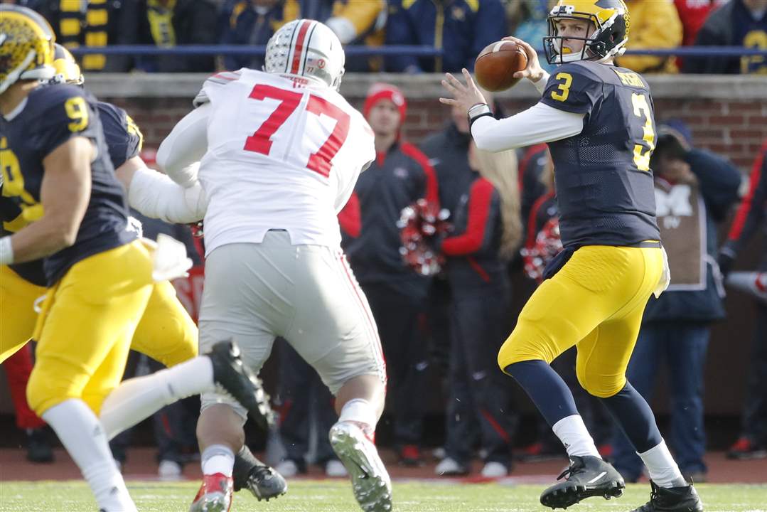 spt-OhioStateUM-Speight-throws