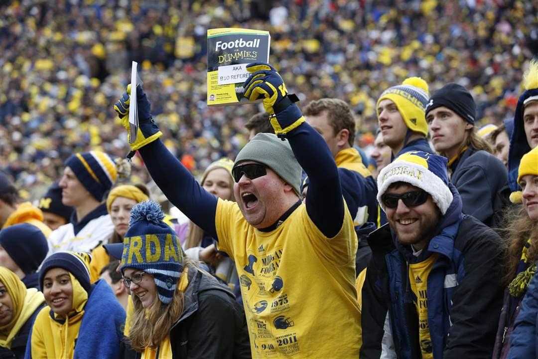 spt-OhioStateUM-heckler