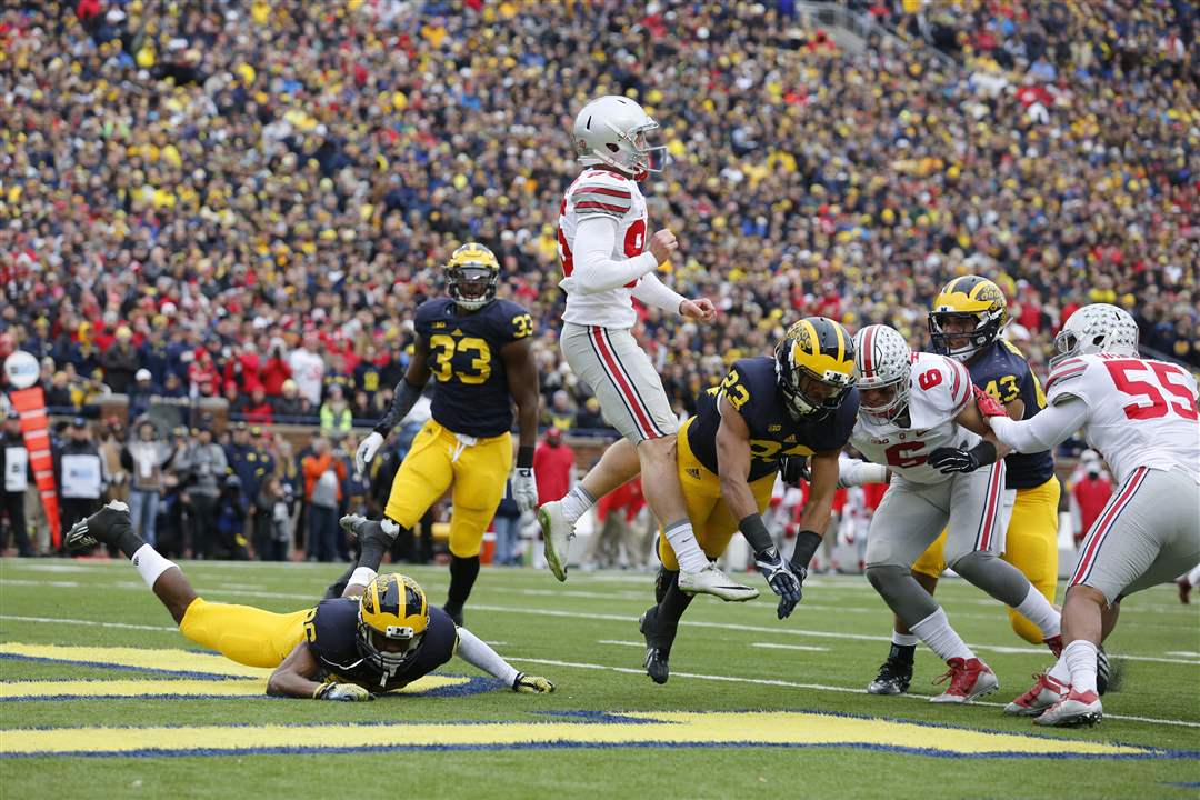 spt-OhioStateUM-punt-penalty