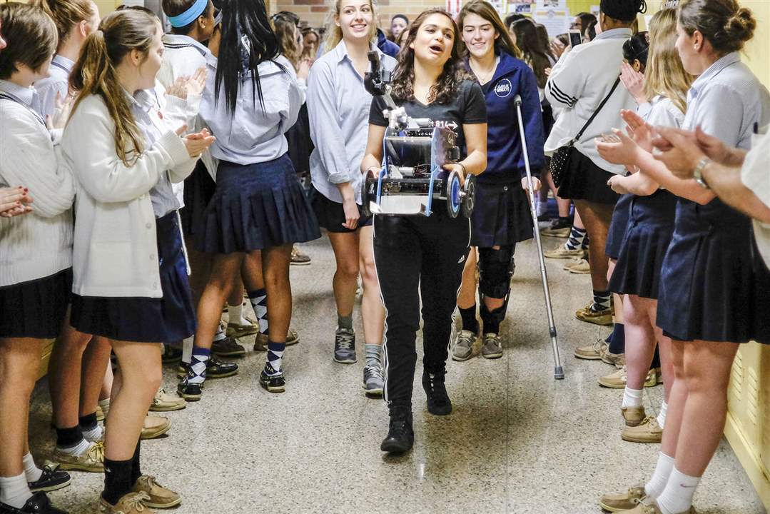 CTY-ursula03Seniors-Skylar-D