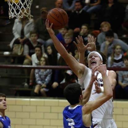 SPT-NBCboysbball16p-rossford-davis-vs-elmwood-lentz