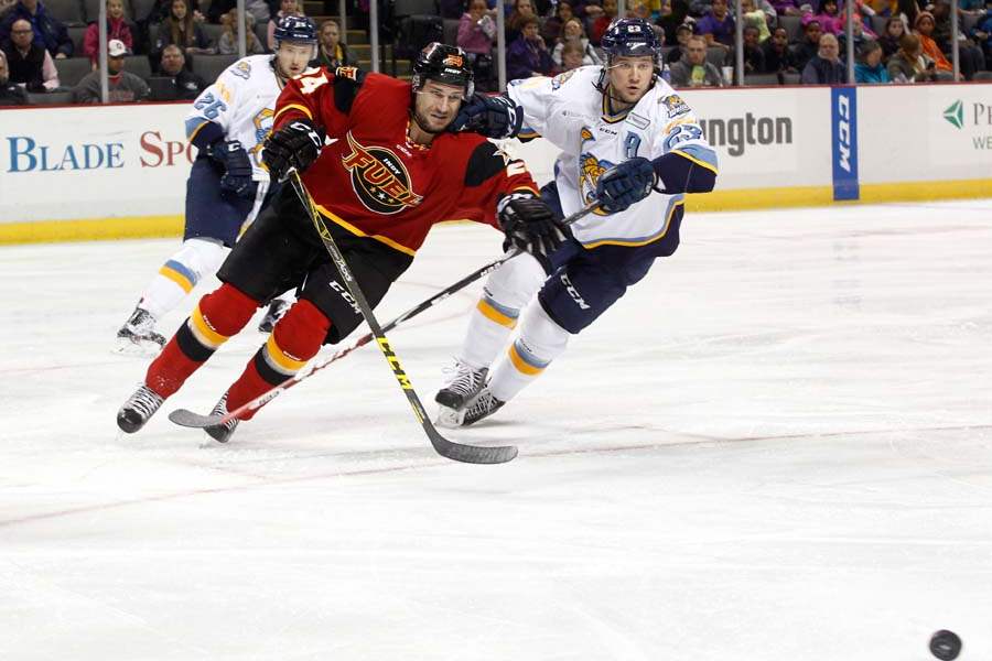 Walleye17p-hirschfeld-vs-clarke