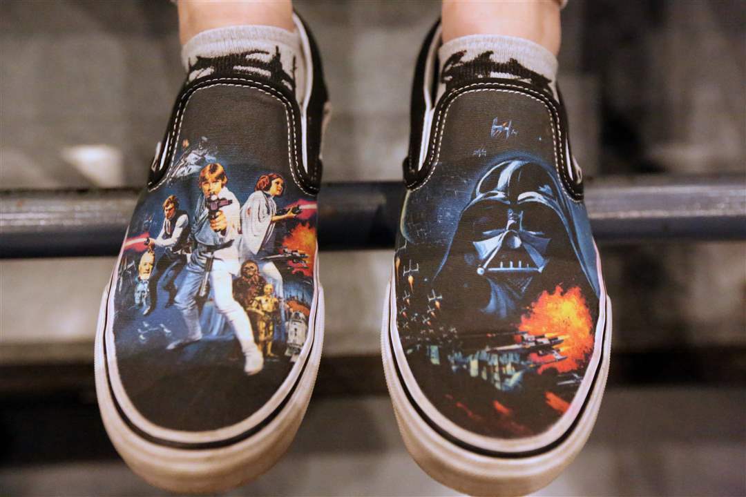 starwars17-shoes