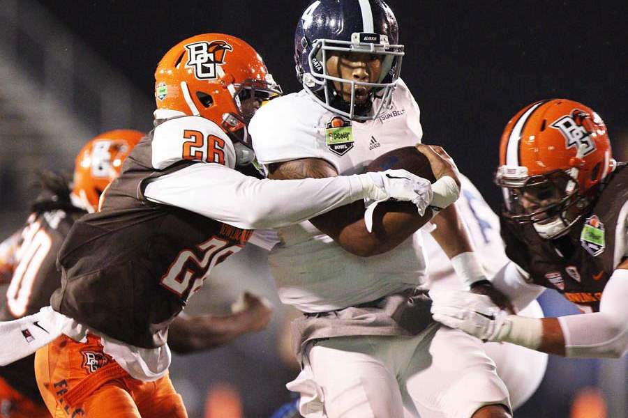 GoDaddy-Bowl-Football-MACK-VS-ELLISON