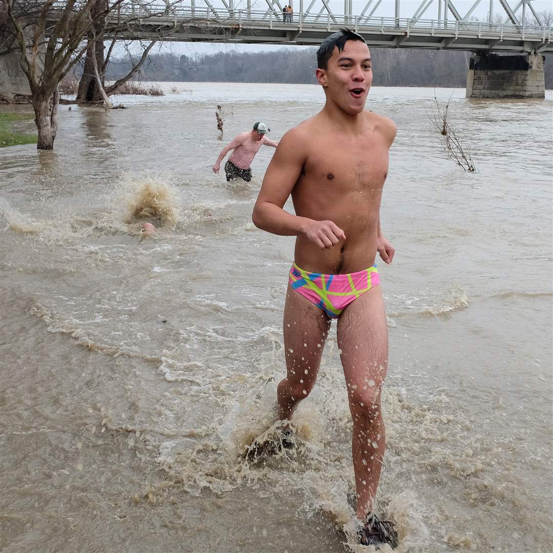 CTY-PLUNGE02pOrchard