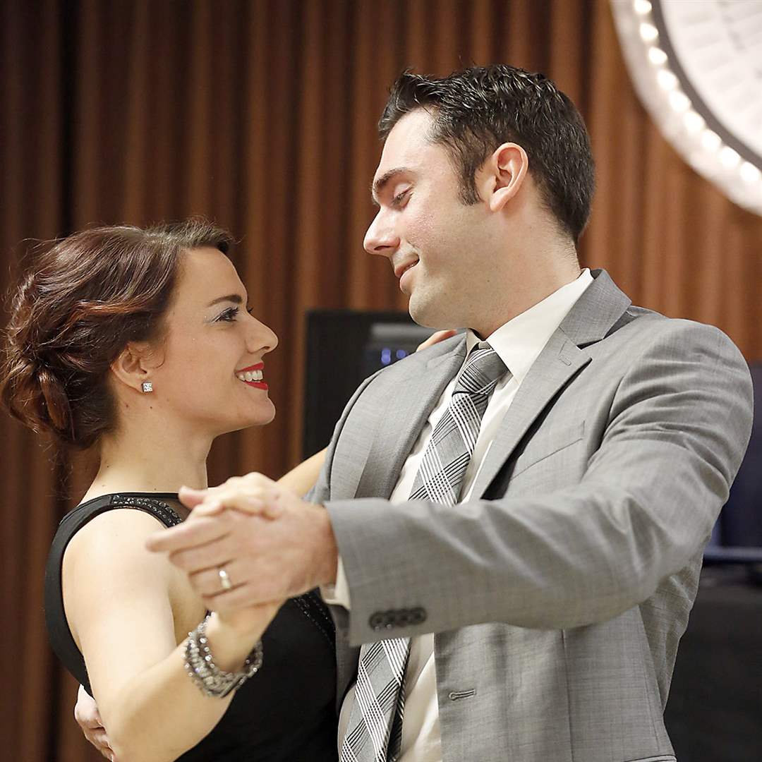 SOC-dancing01p-Kristin-and-Craig-Rummell