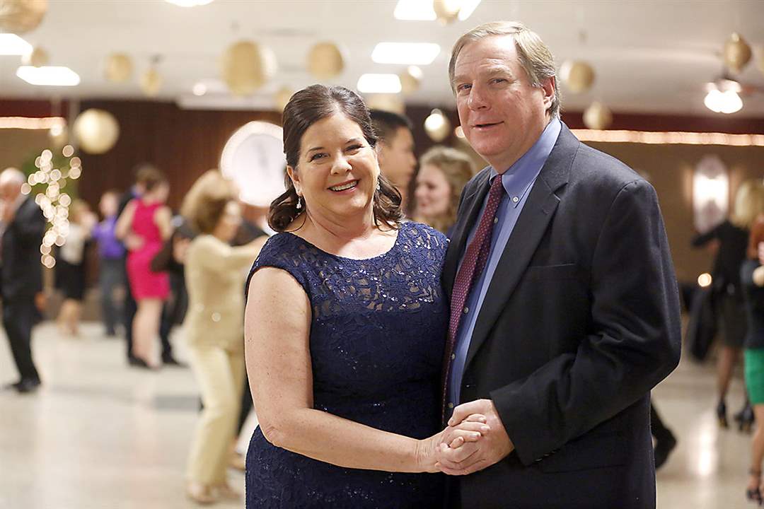 SOC-dancing01p-2-Gail-and-Bob-Zimmerman