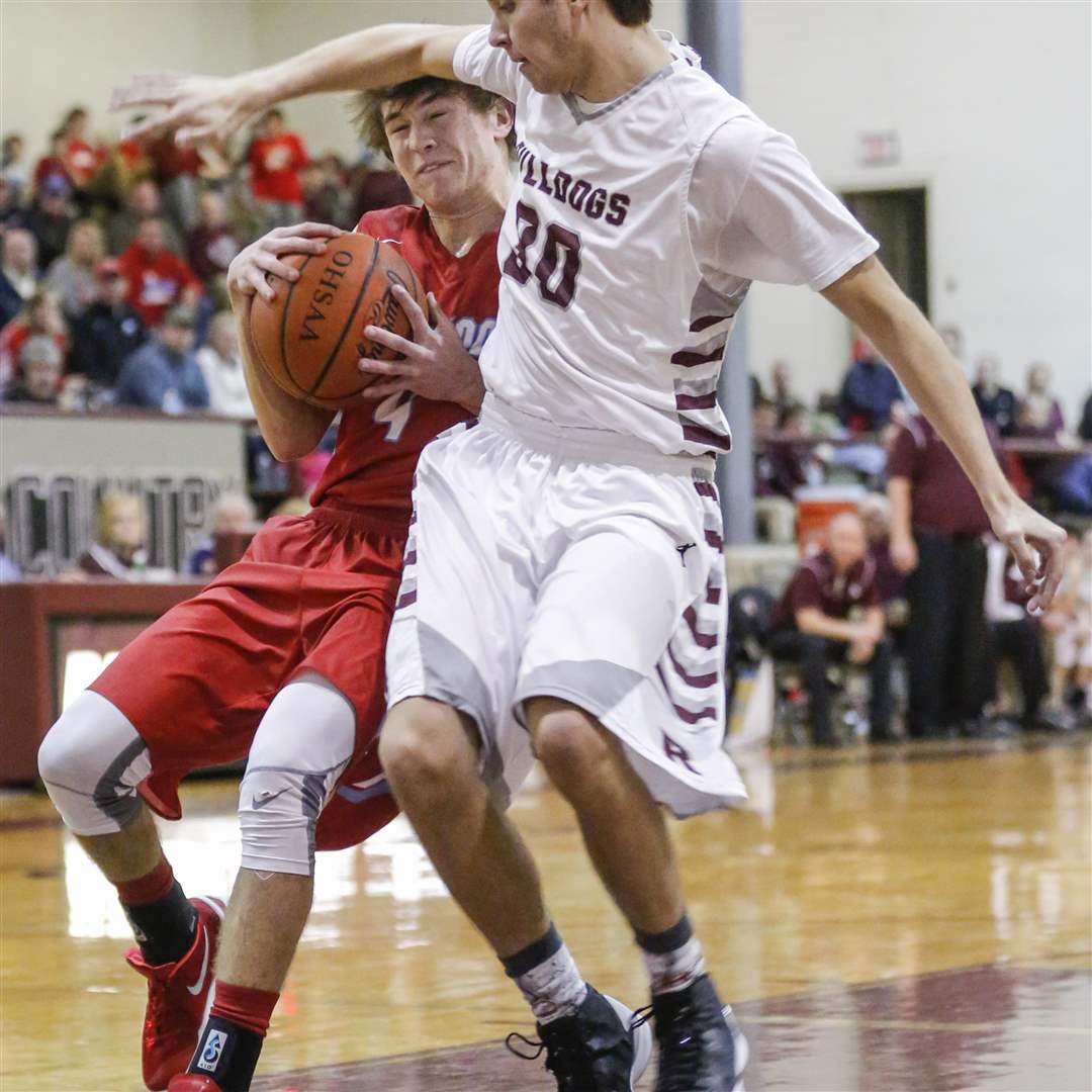 SPT-EastwoodRossford8p-verbosky-foul