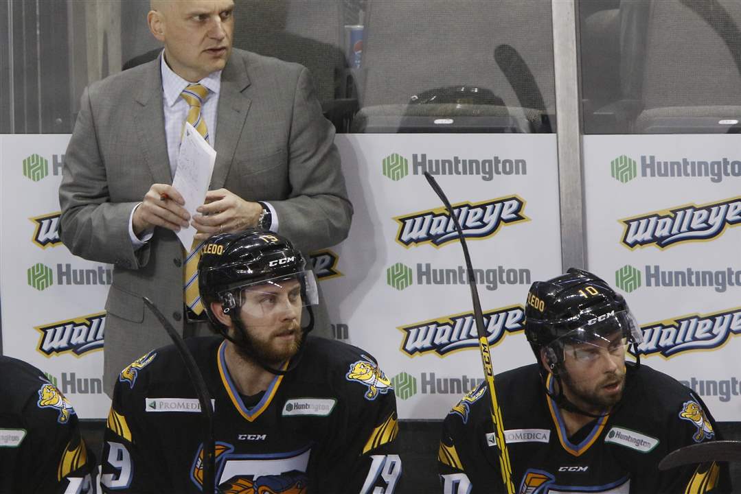 IN PICTURES Walleye rout Evansville The Blade