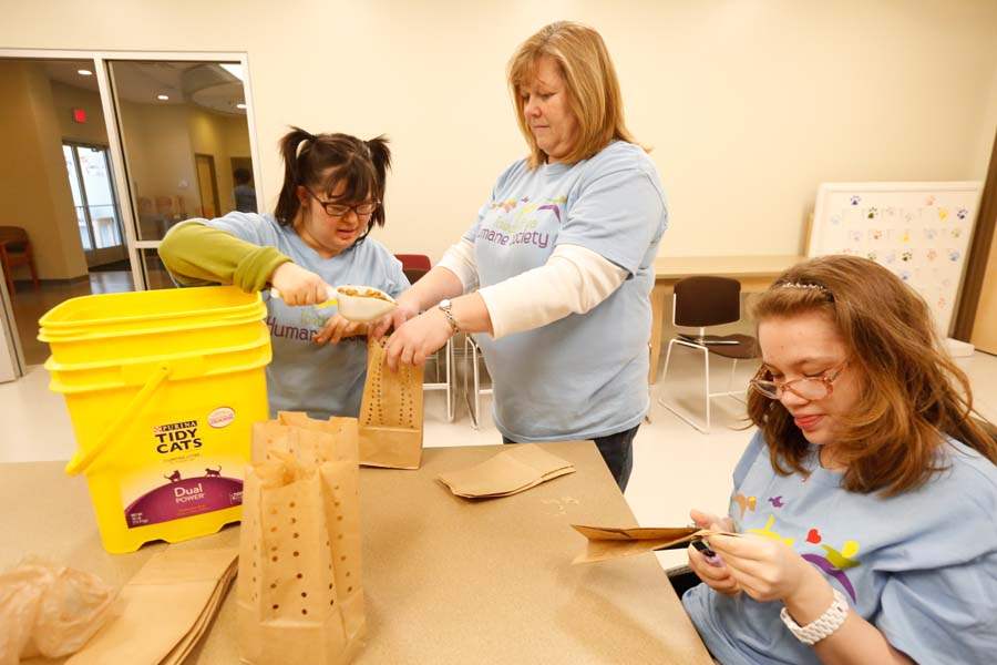 NBR-maumee01-dockey-hadley-zientk