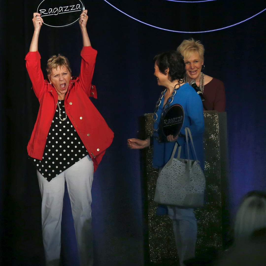 SOC-cancerfashion19pZolik