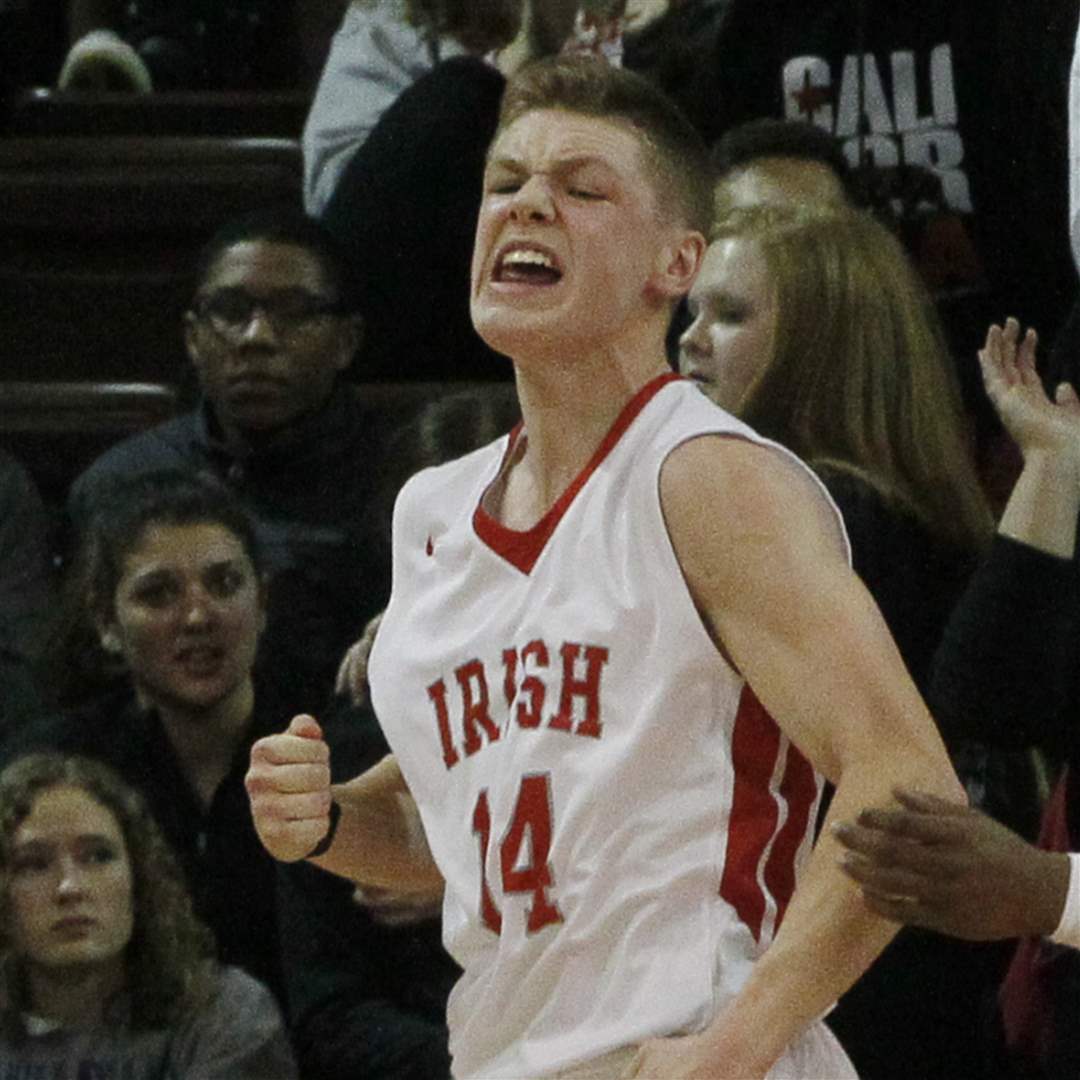 Christie-screams-3-2