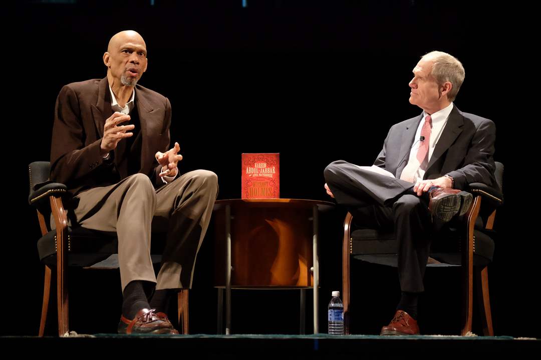 Kareem-Abdul-JabbarAbdul-Jabbar-as-inte