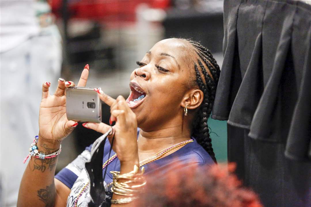 CTY-cheerevent06pMoore