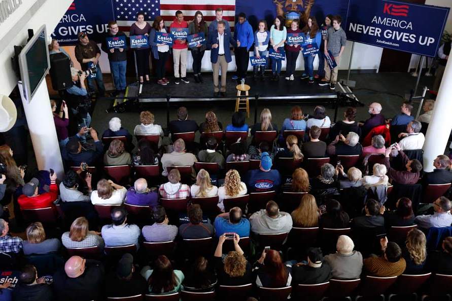 CTY-kasichmonroe07p-overhead