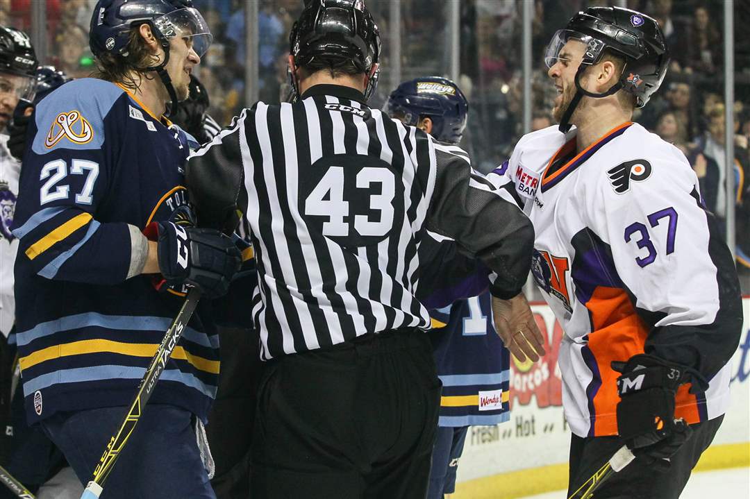 Walleye-forward-4-15