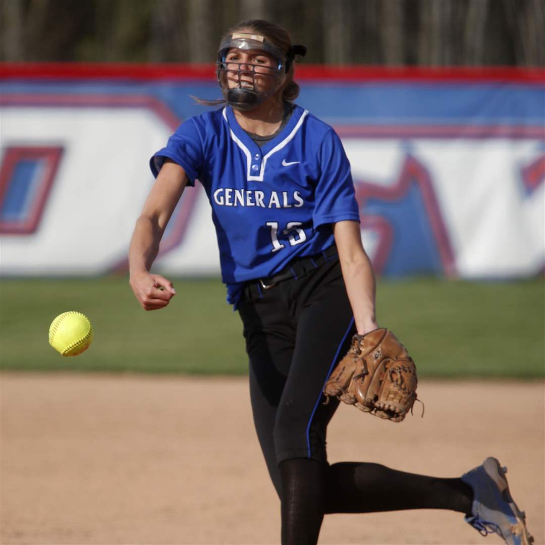 Kaitlyn-Ray-delivers-4-20