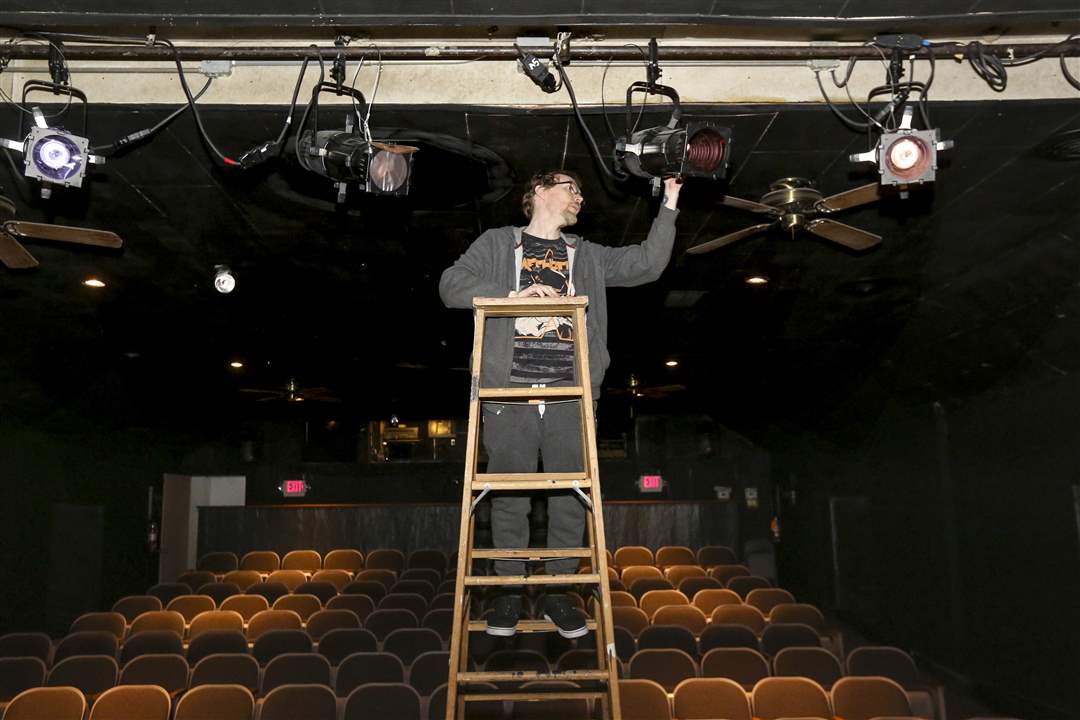 LIGHTS21Light-Designer-E