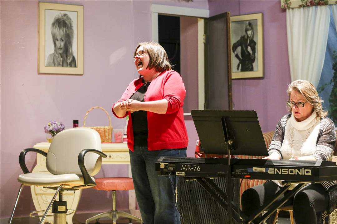 MAG-theatermagLaura-Crawford-auditions-singing